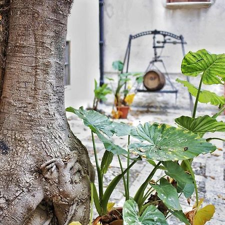 B&B Garibaldi Alcamo Bagian luar foto