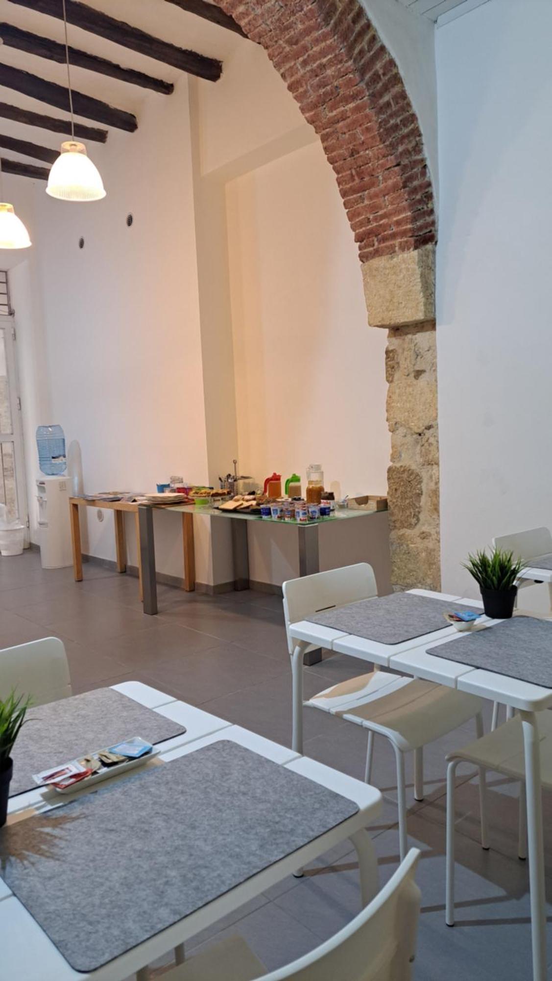 B&B Garibaldi Alcamo Bagian luar foto