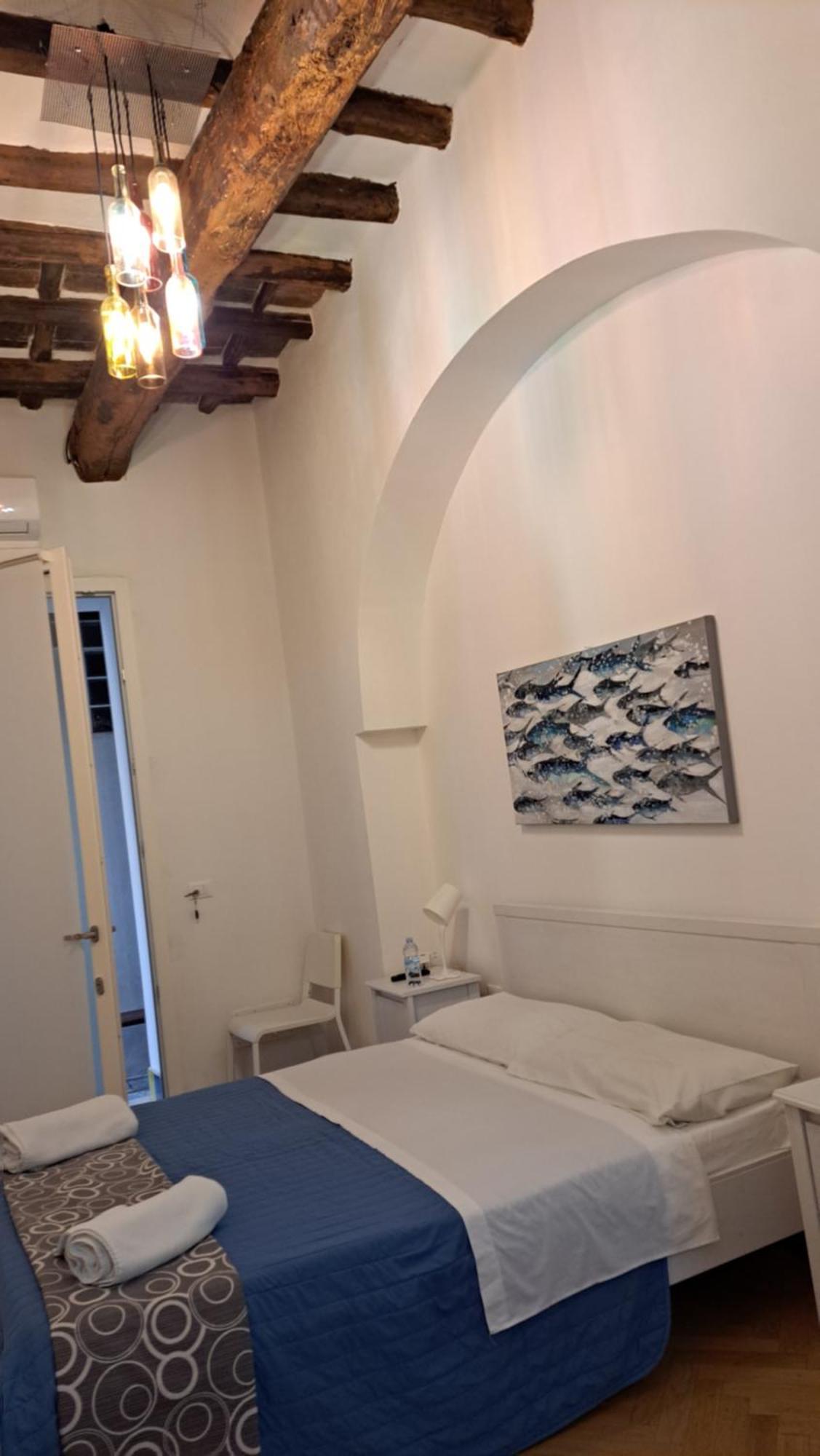 B&B Garibaldi Alcamo Bagian luar foto