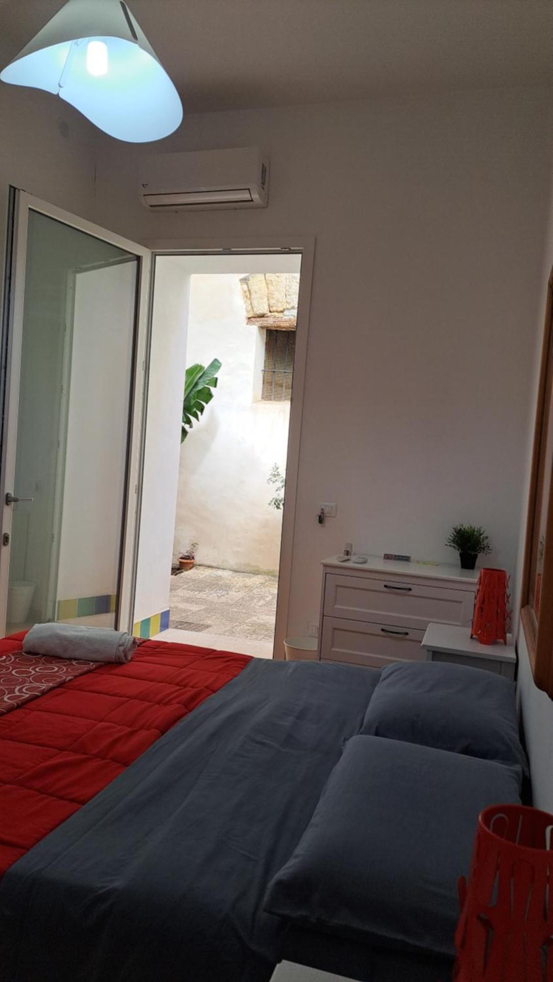 B&B Garibaldi Alcamo Bagian luar foto