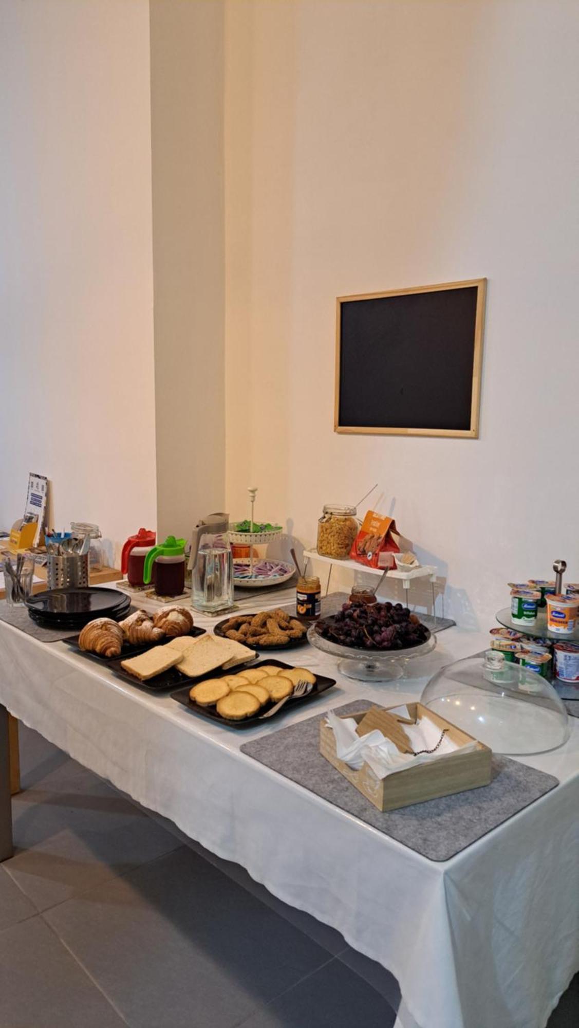 B&B Garibaldi Alcamo Bagian luar foto
